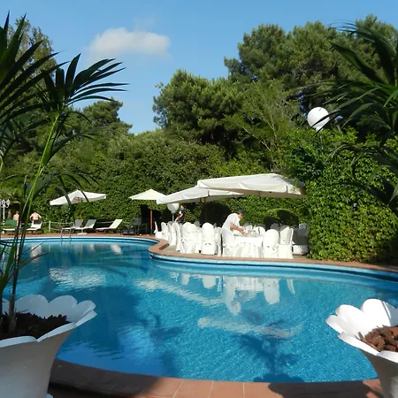 Hotel Maremonti 4*
